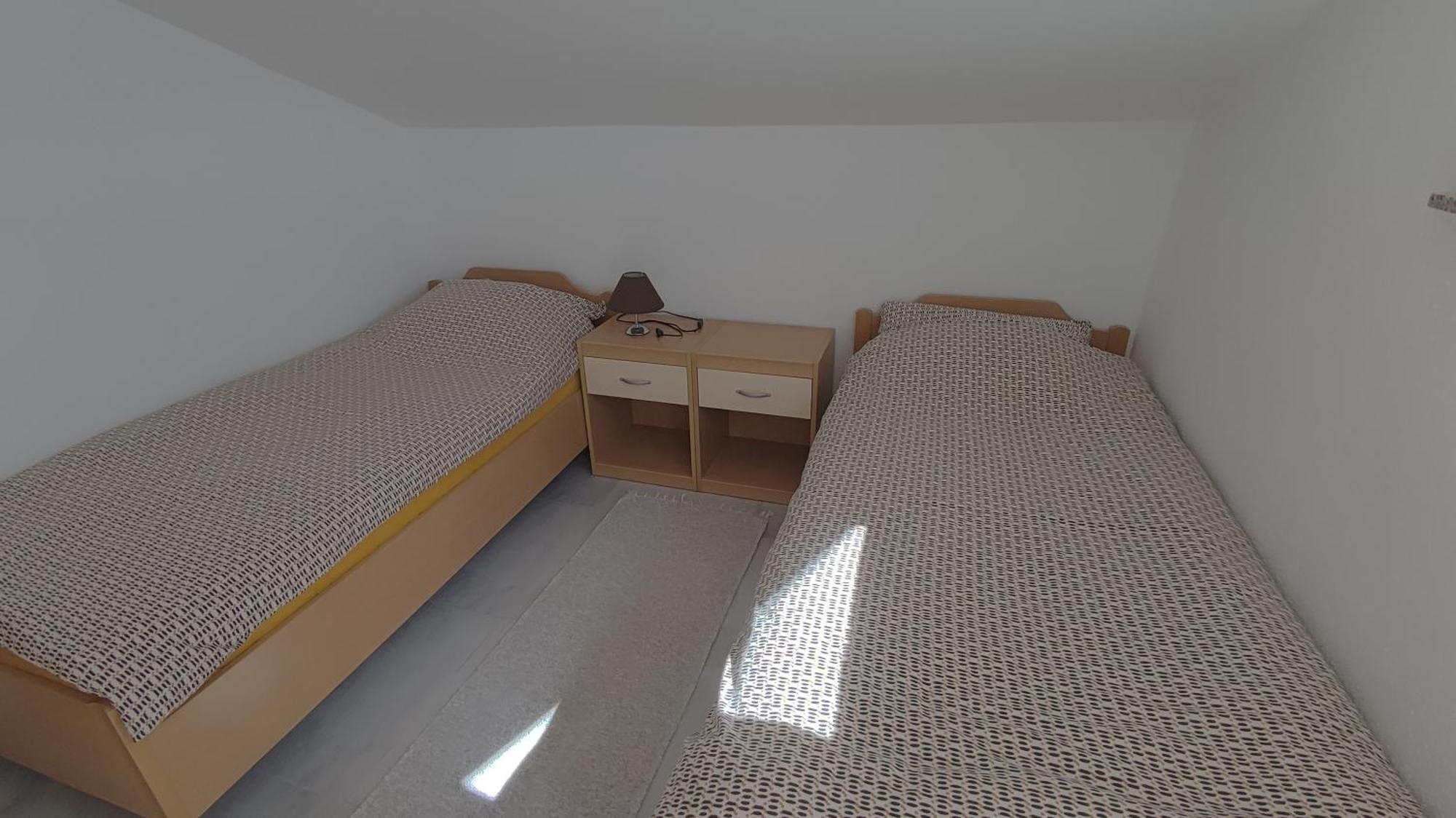 Apartman Tea Karlobag Exterior foto